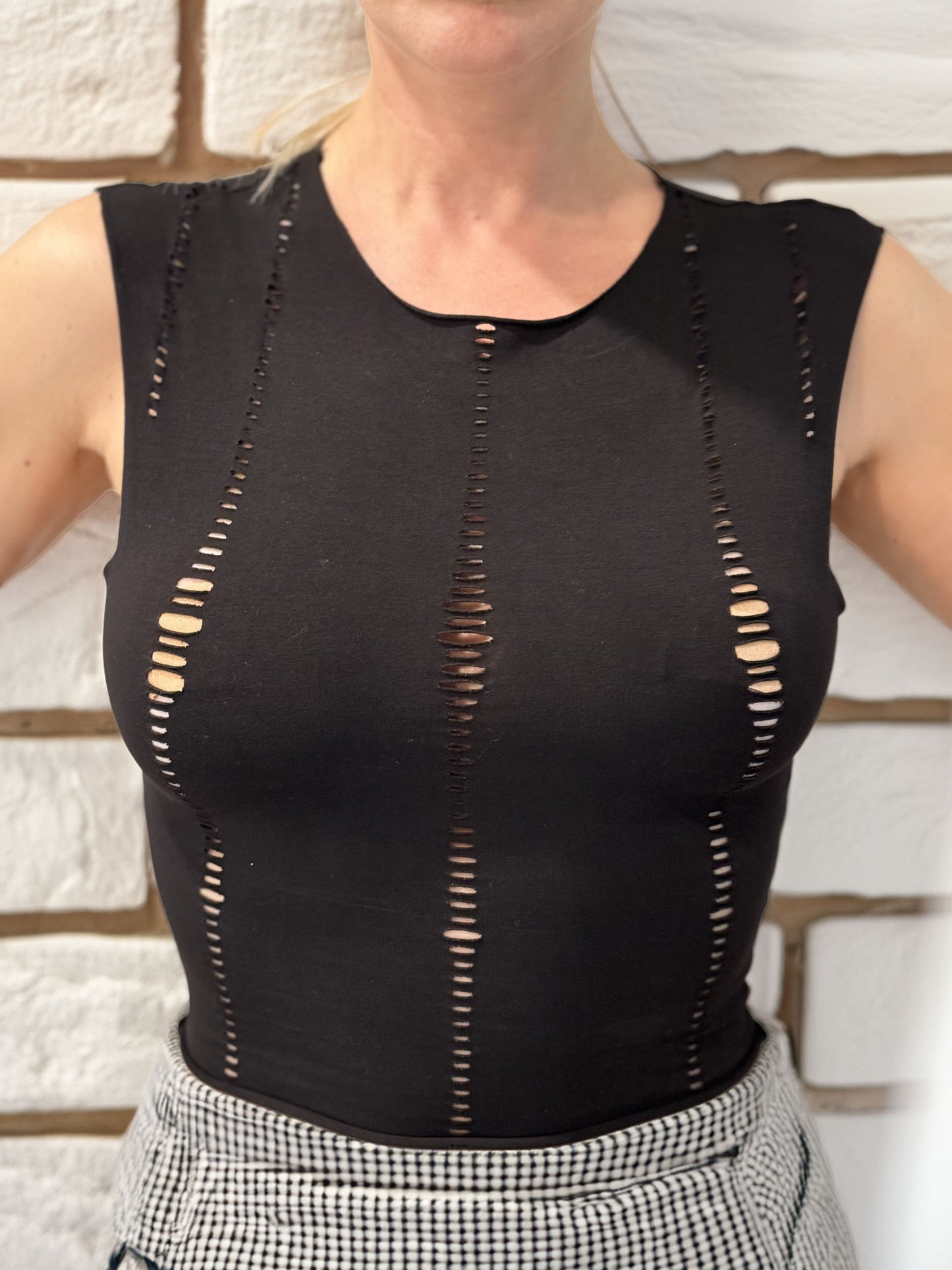 Women's Black Crop Tank Top