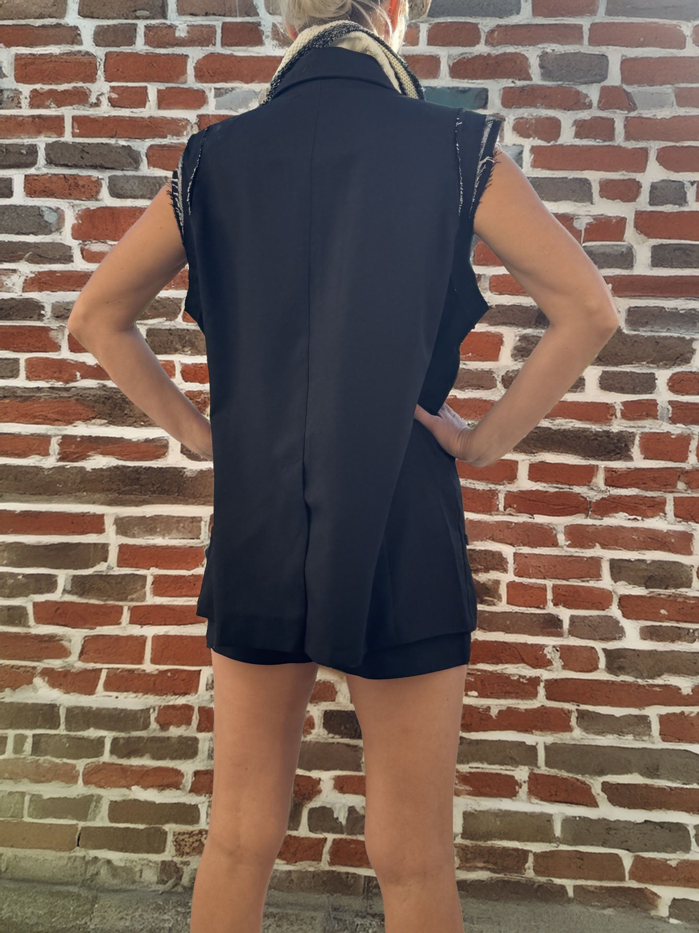 Women's Black Vest cut edge with emblem