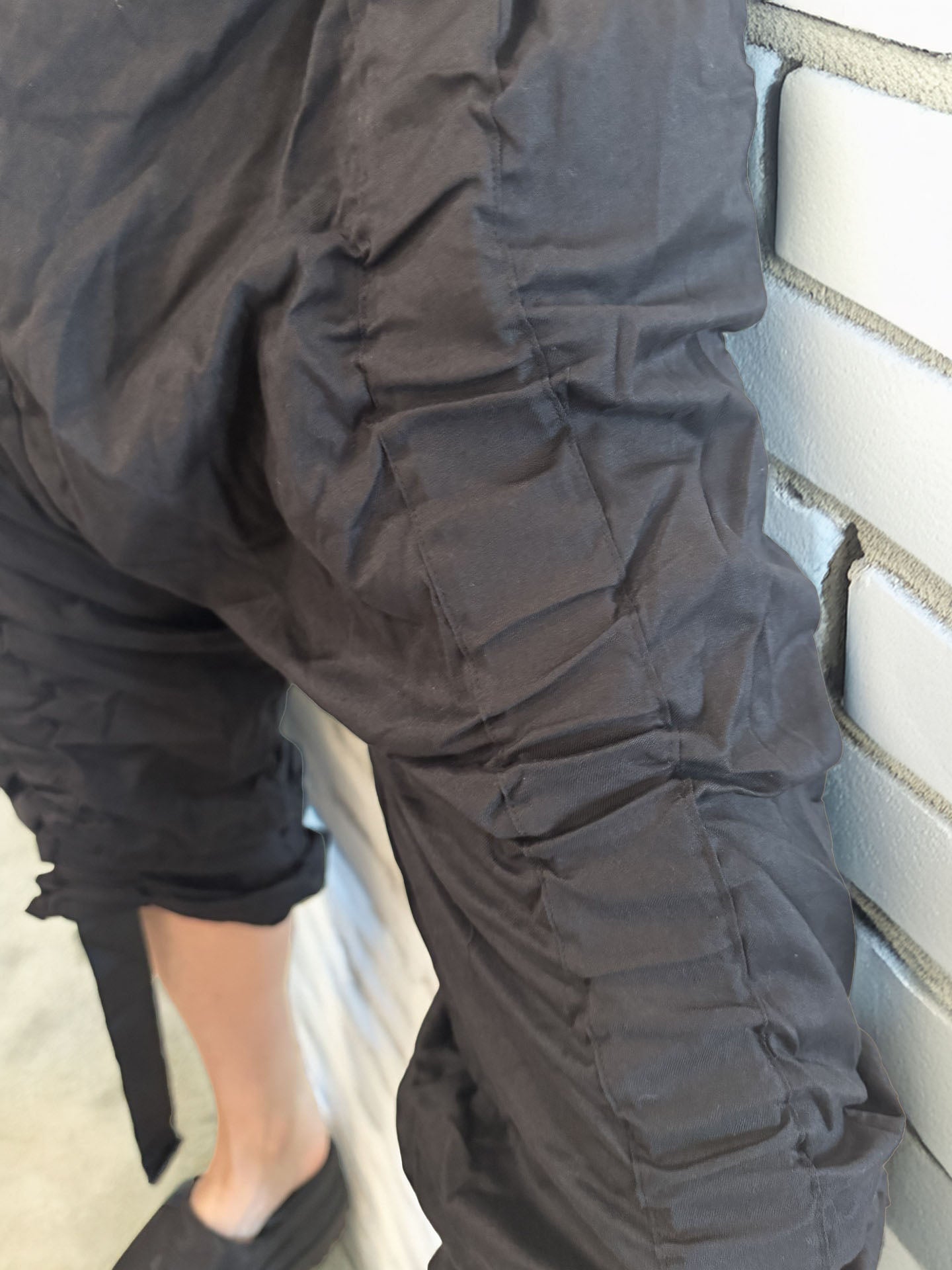 Women's Pant's Black Wrinkled with Streamers