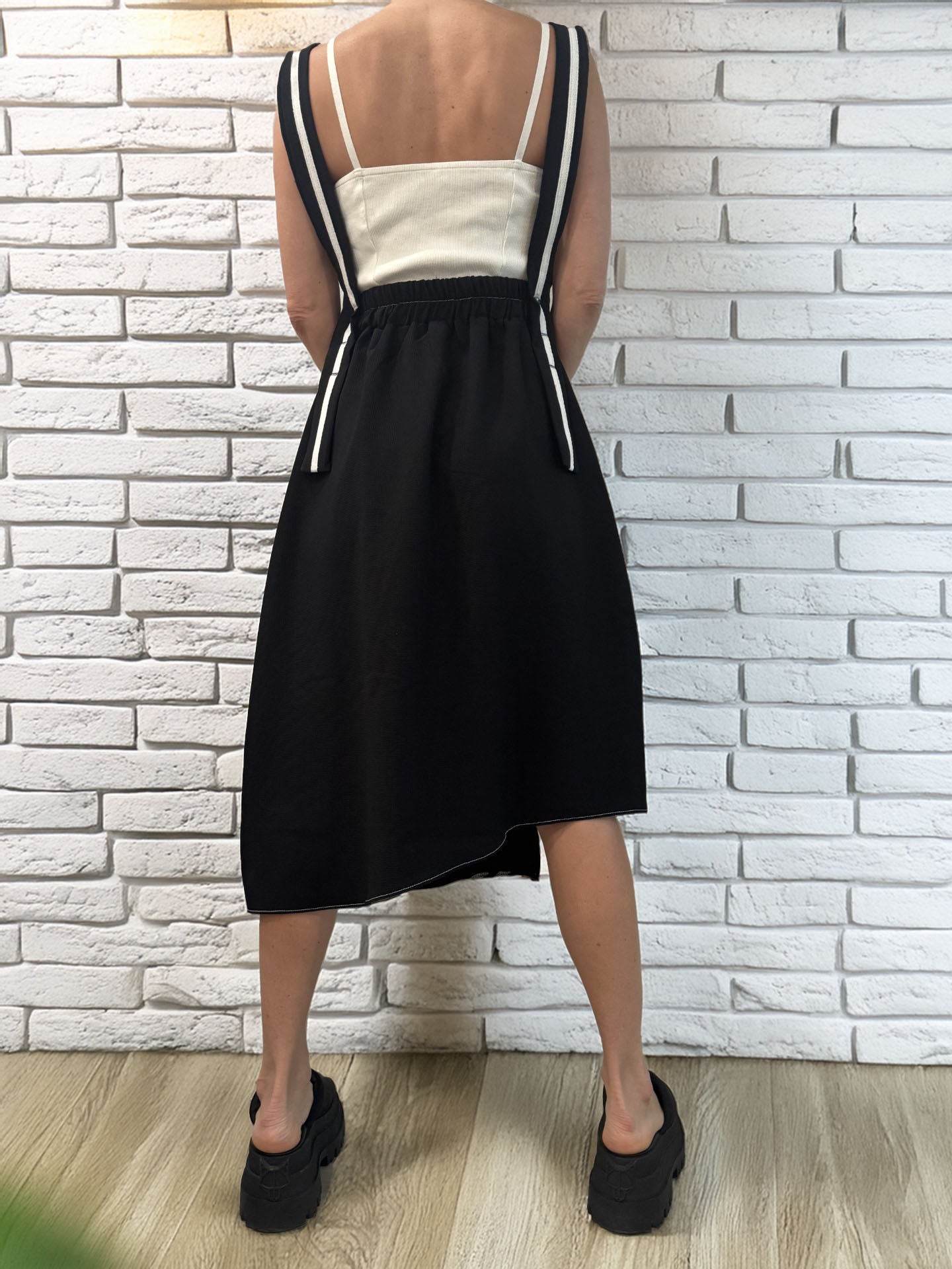 Women's Overall skirt Black / White Accent