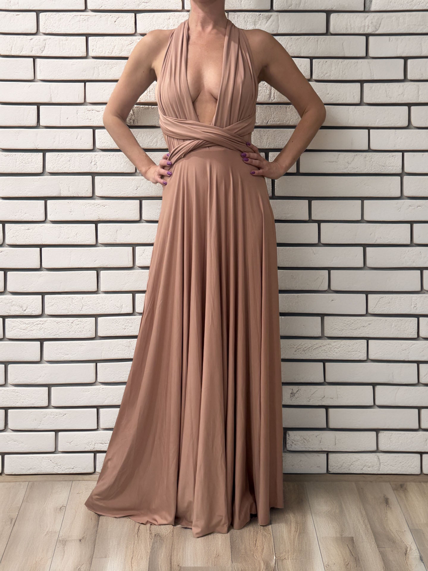 Women's V Neck Sleeveless Caramel Pleated Long Dress