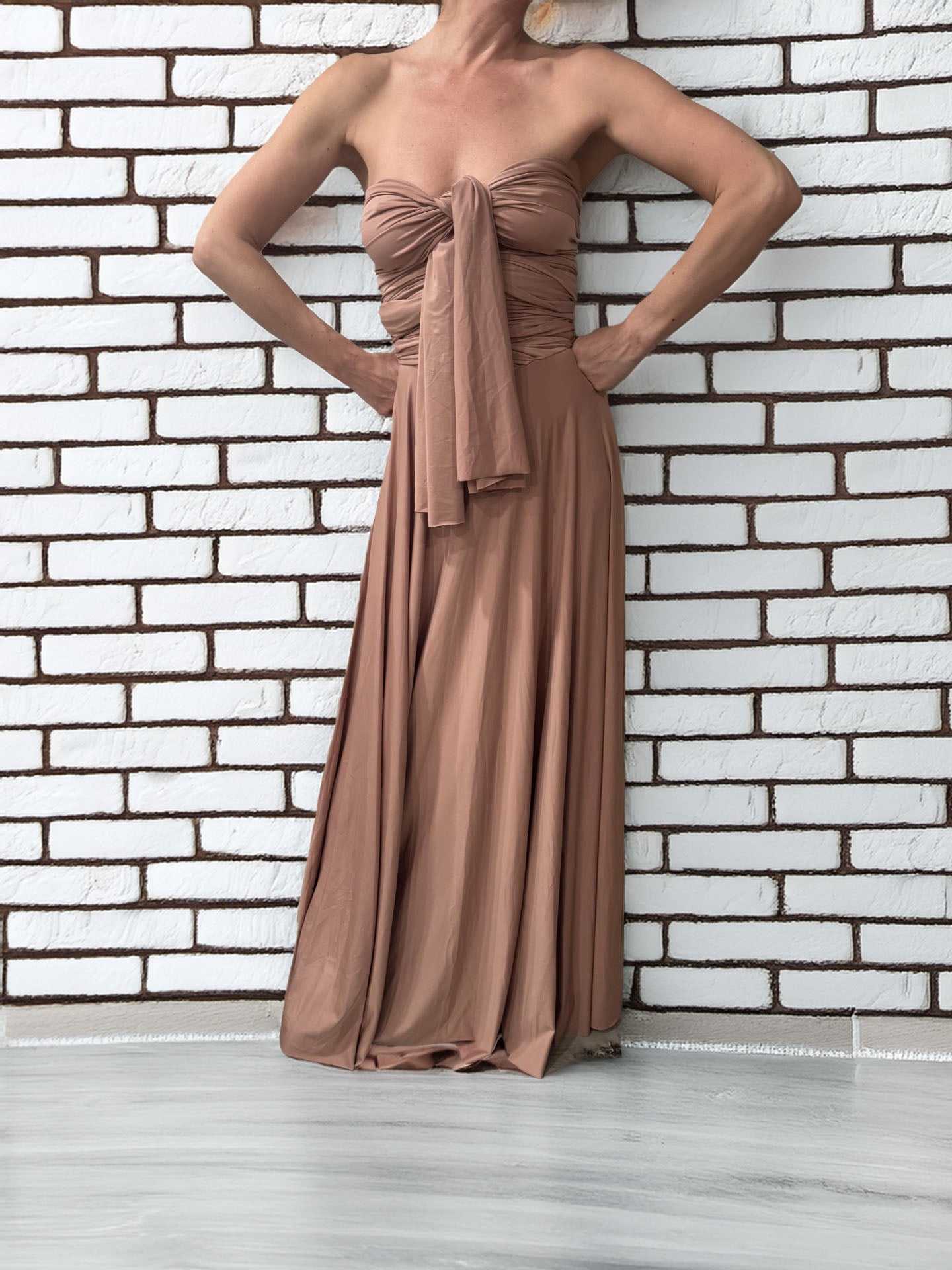 Women's V Neck Sleeveless Caramel Pleated Long Dress